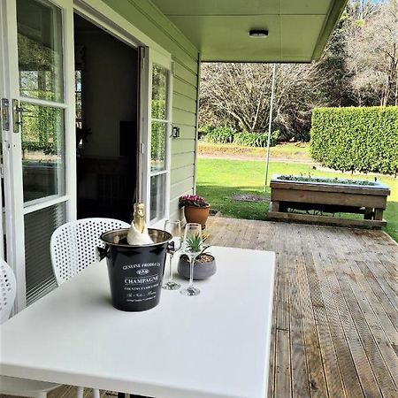Pyes Pa Studio Lägenhet Tauranga Exteriör bild